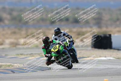media/Oct-05-2025-CVMA (Sun) [[beeef4f201]]/Race 5-Amateur Supersport Open (Holeshot)/